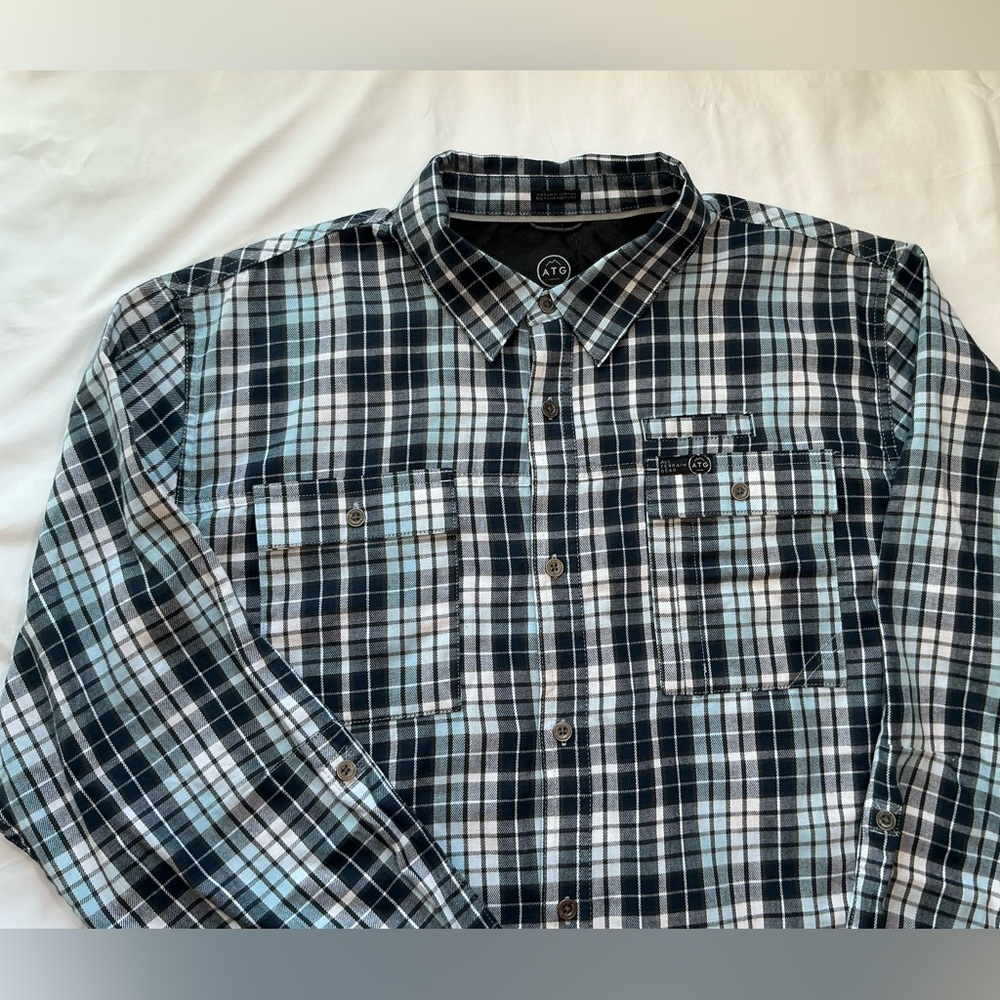 Wrangler ATG Regular Fit Blue Plaid Button Down Utility Shirt Men’s Size‎ XLT